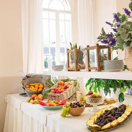 ホテル Atlantica 3*