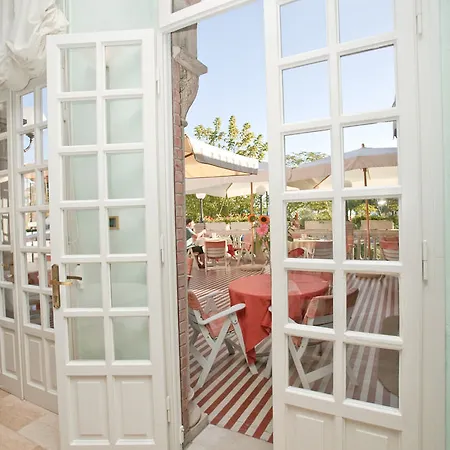 Hotel Atlantica 3*